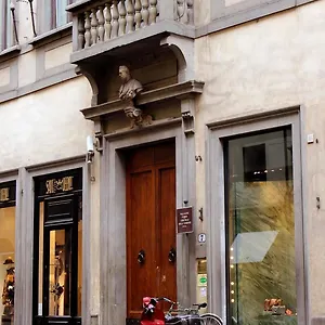 Scoti Hotel