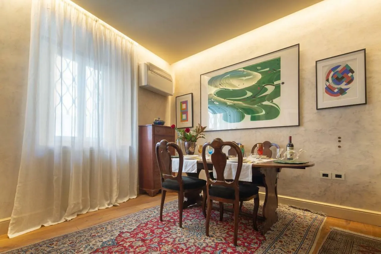 Serragli Apartment Florence